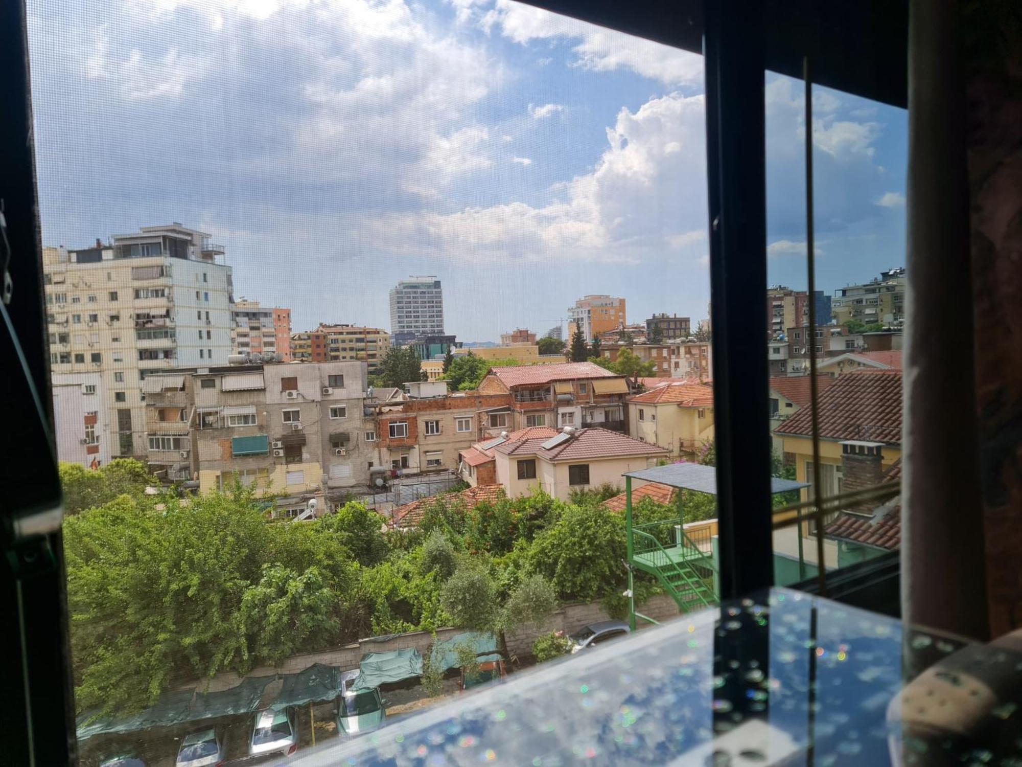 Hotel La Villa Tirana Exteriör bild